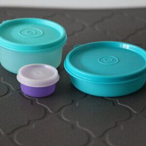 Tupperware Circular Lunch Containers Set